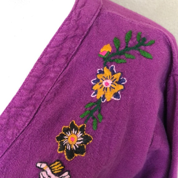 NWT Embroidered Designs handcrafted tunic top - Picture 2 of 6